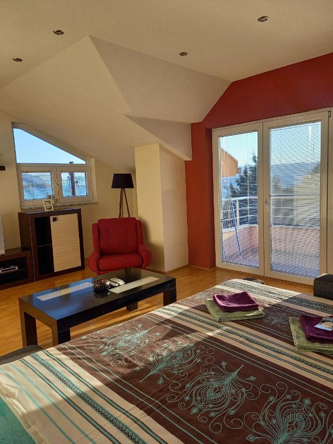 Ps Apartments - Peshtani Peštani Eksteriør bilde