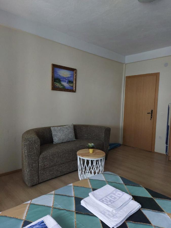 Ps Apartments - Peshtani Peštani Eksteriør bilde