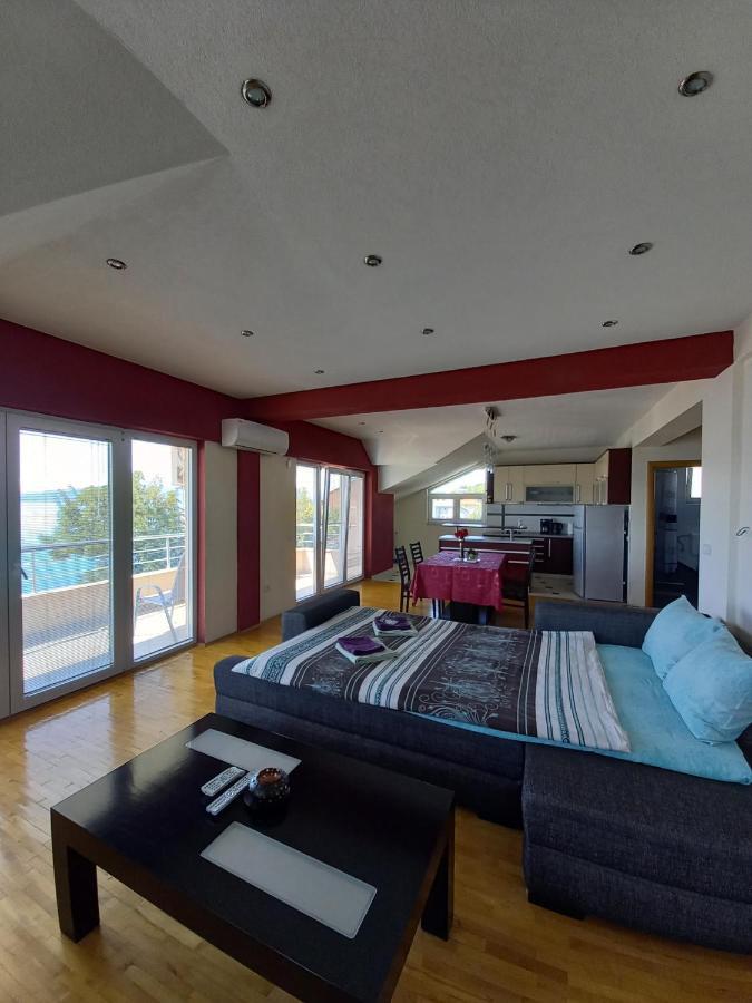 Ps Apartments - Peshtani Peštani Eksteriør bilde