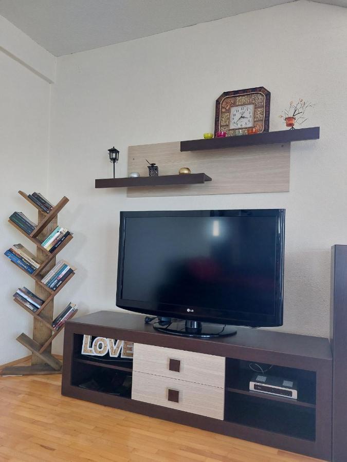 Ps Apartments - Peshtani Peštani Eksteriør bilde