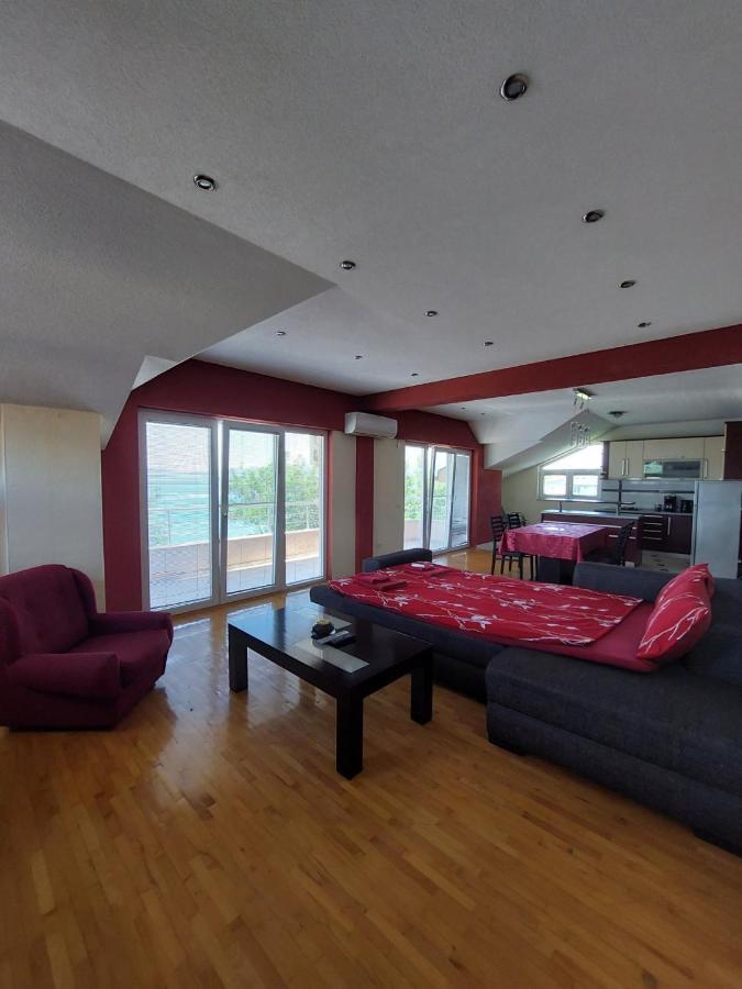Ps Apartments - Peshtani Peštani Eksteriør bilde